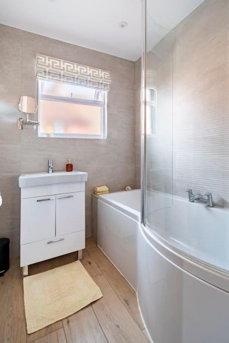 Holiday home By The Sea In Rustington